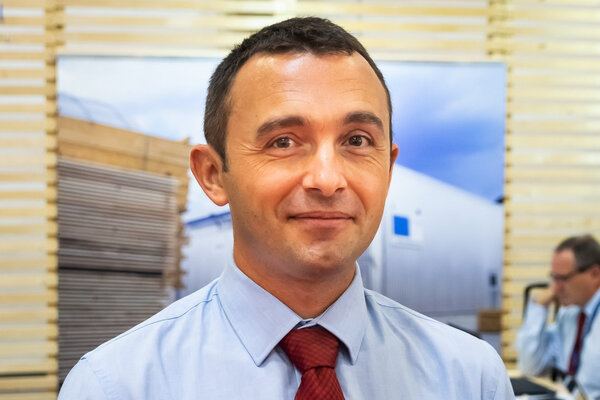 UNTHA PR Cravenco Hero